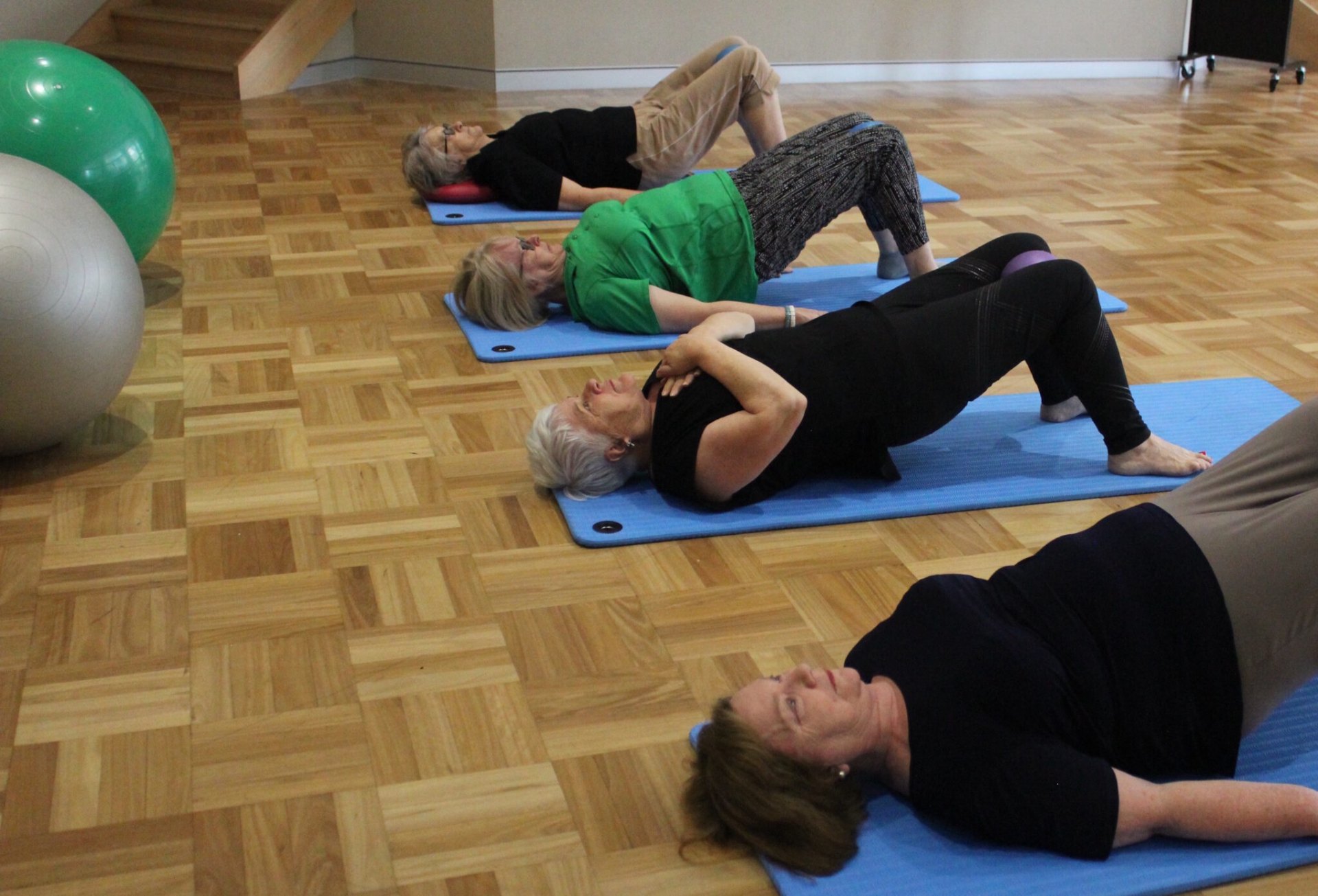 Patients in a physiotherapy class at Yates Physiotherapy Unley